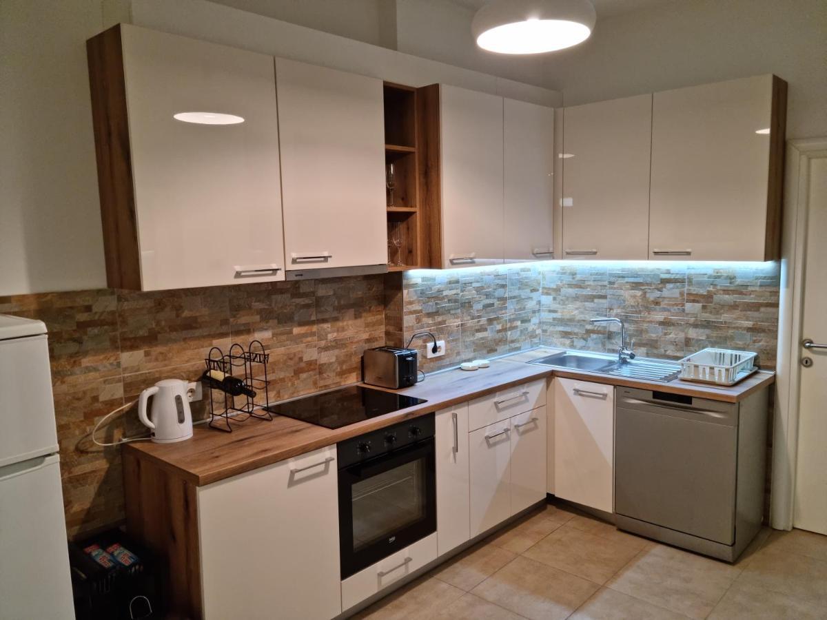 De Luxe Republic Square Apartment Of 100Sqm Belgrad Dış mekan fotoğraf