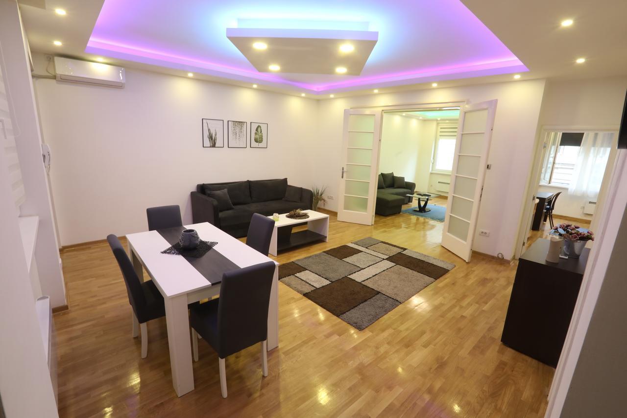 De Luxe Republic Square Apartment Of 100Sqm Belgrad Dış mekan fotoğraf